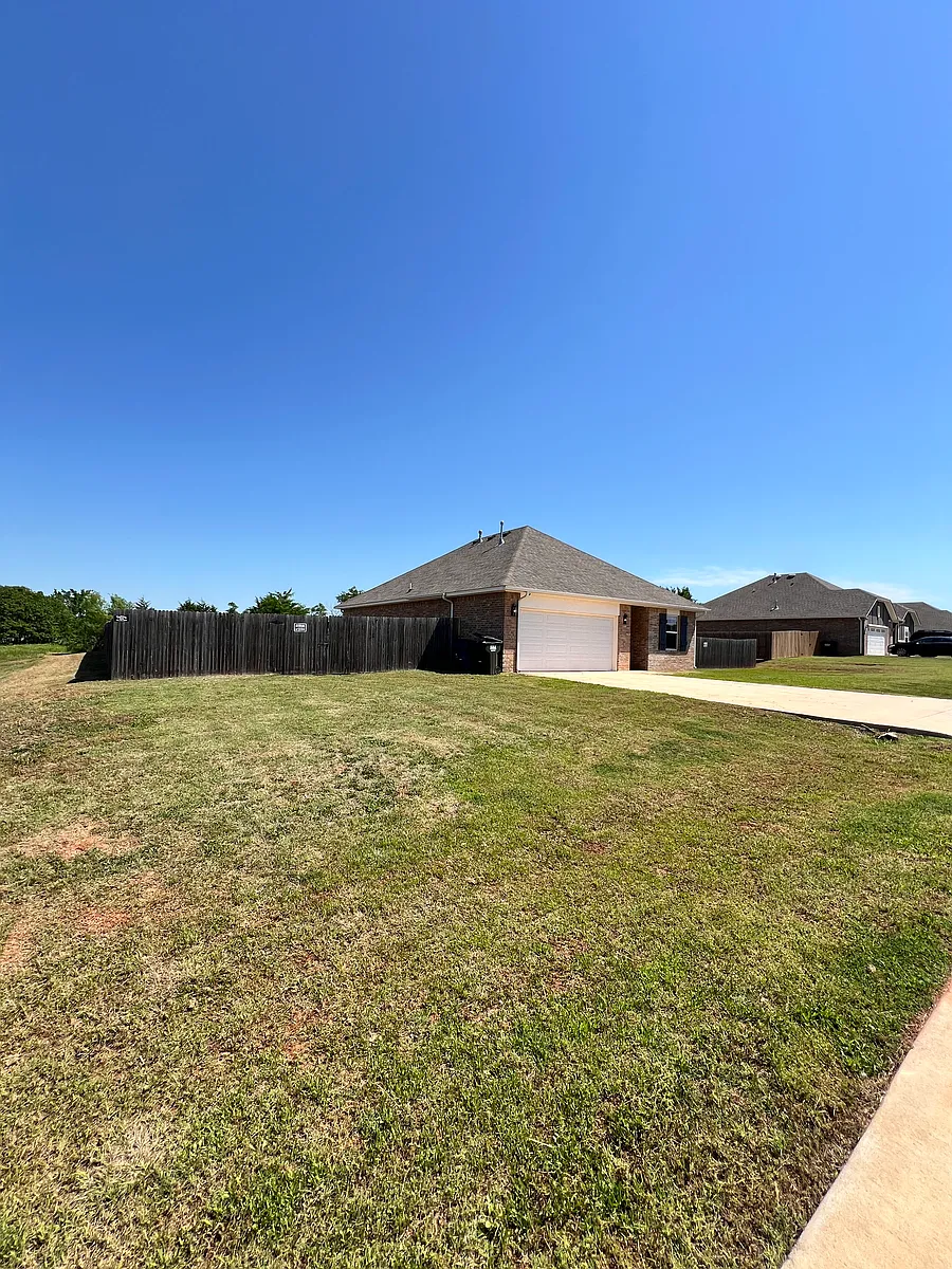 Building Photo - 9780 Abington Cir
