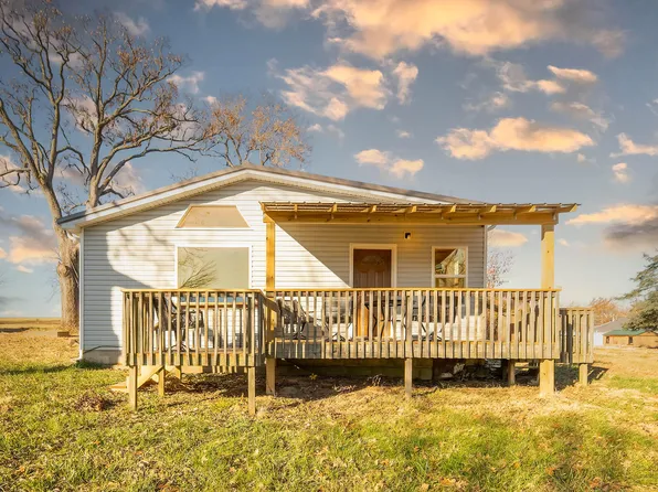 516 Oak Street, Willow Springs, MO 65793