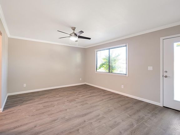 4th image of 515 E Dunbar Dr APT 6