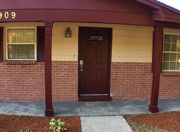 2nd image of 6909 Limestone Ln