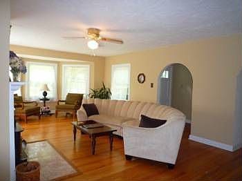 2nd image of 4303 McCampbell Ln