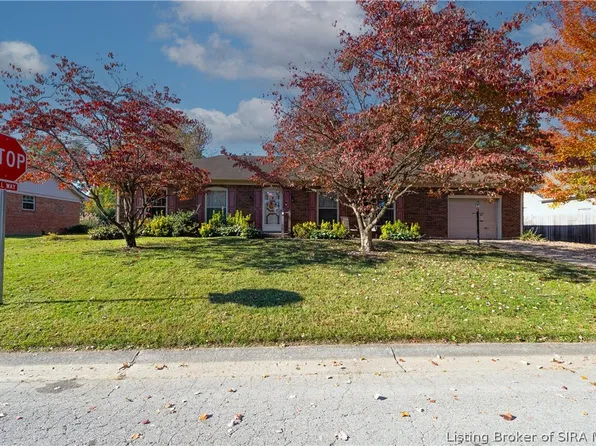 901 Dogwood Road, Jeffersonville, IN 47130