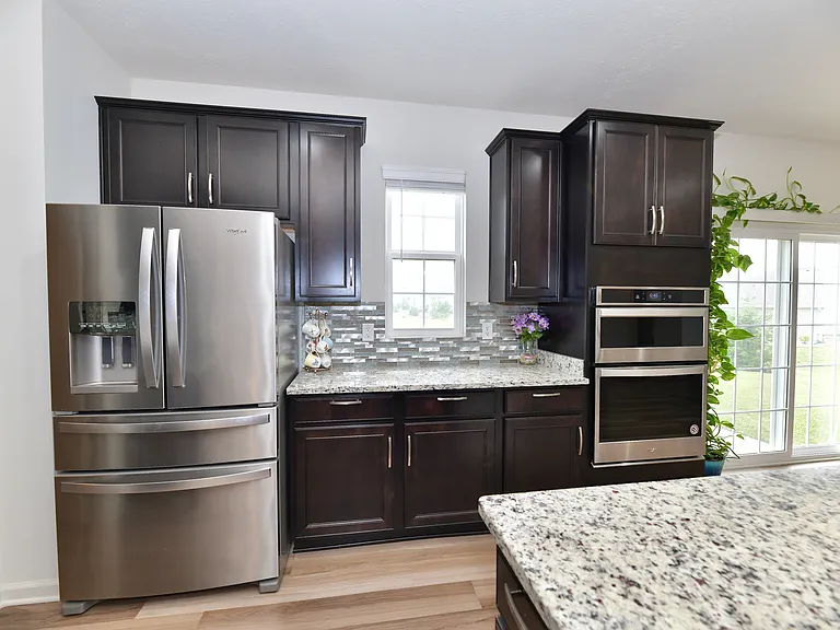 6013 Meadowview Dr — Photo 11