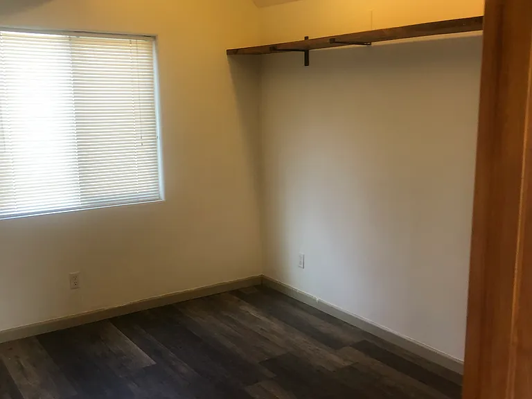 3928 Crest St — Photo 19