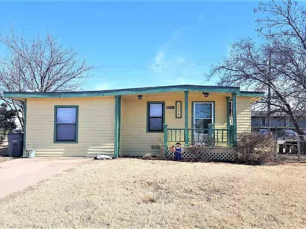3824 NW Arlington Ave, Lawton, OK 73505