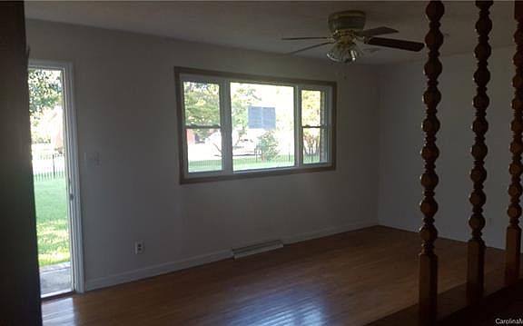 5th image of 3219 Starrland Dr