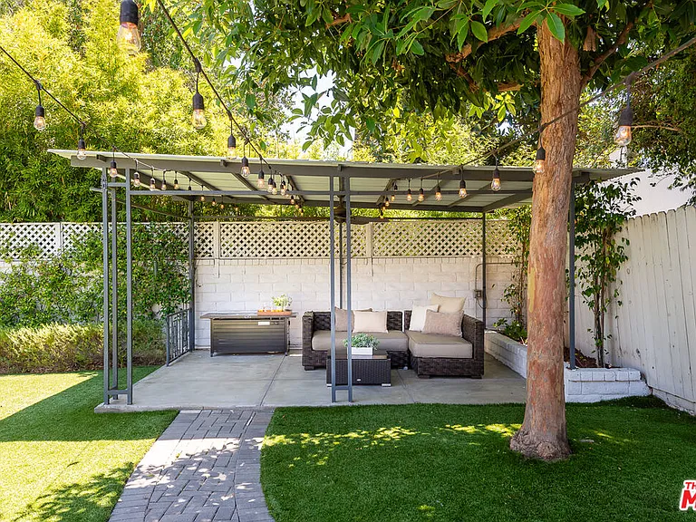 4708 Aqueduct Ave — Photo 32