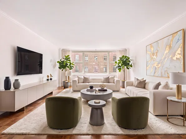 139 East 63rd Street image 1 of 8