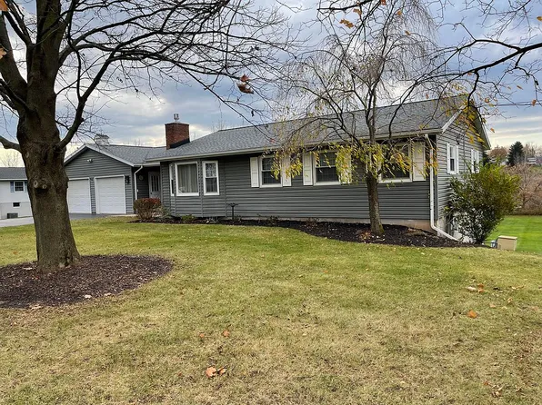 206 Slosson Ln, Geneva, NY 14456