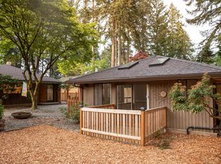 143 SW 202nd St, Seattle, WA 98166