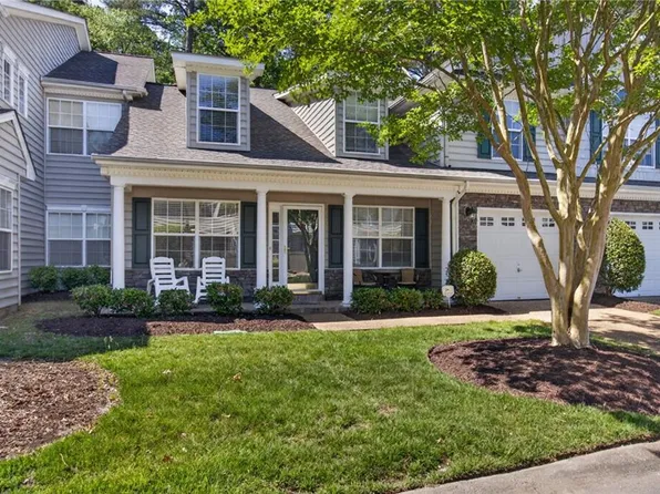 2803 Waters Edge Ln, Suffolk, VA 23435