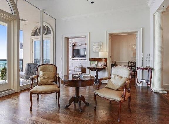 4th image of 600 Port Of New Orleans Pl APT 15E