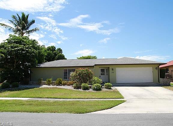 3rd image of 928 Juniper Ct
