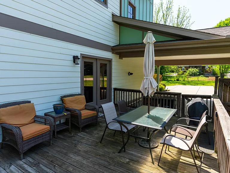 408D Rosebank Ave — Photo 43