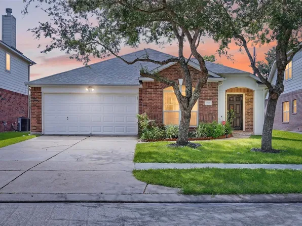 2606 Cypress Springs Dr, Pearland, TX 77584