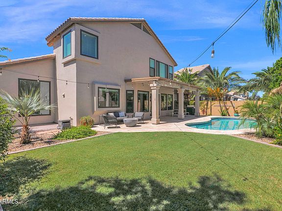 3rd image of 5040 W LAREDO Street