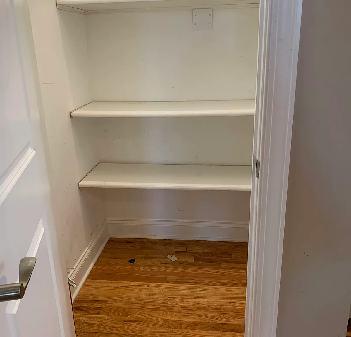 121 West 1st Street, Unit Apt 4 — Photo 4