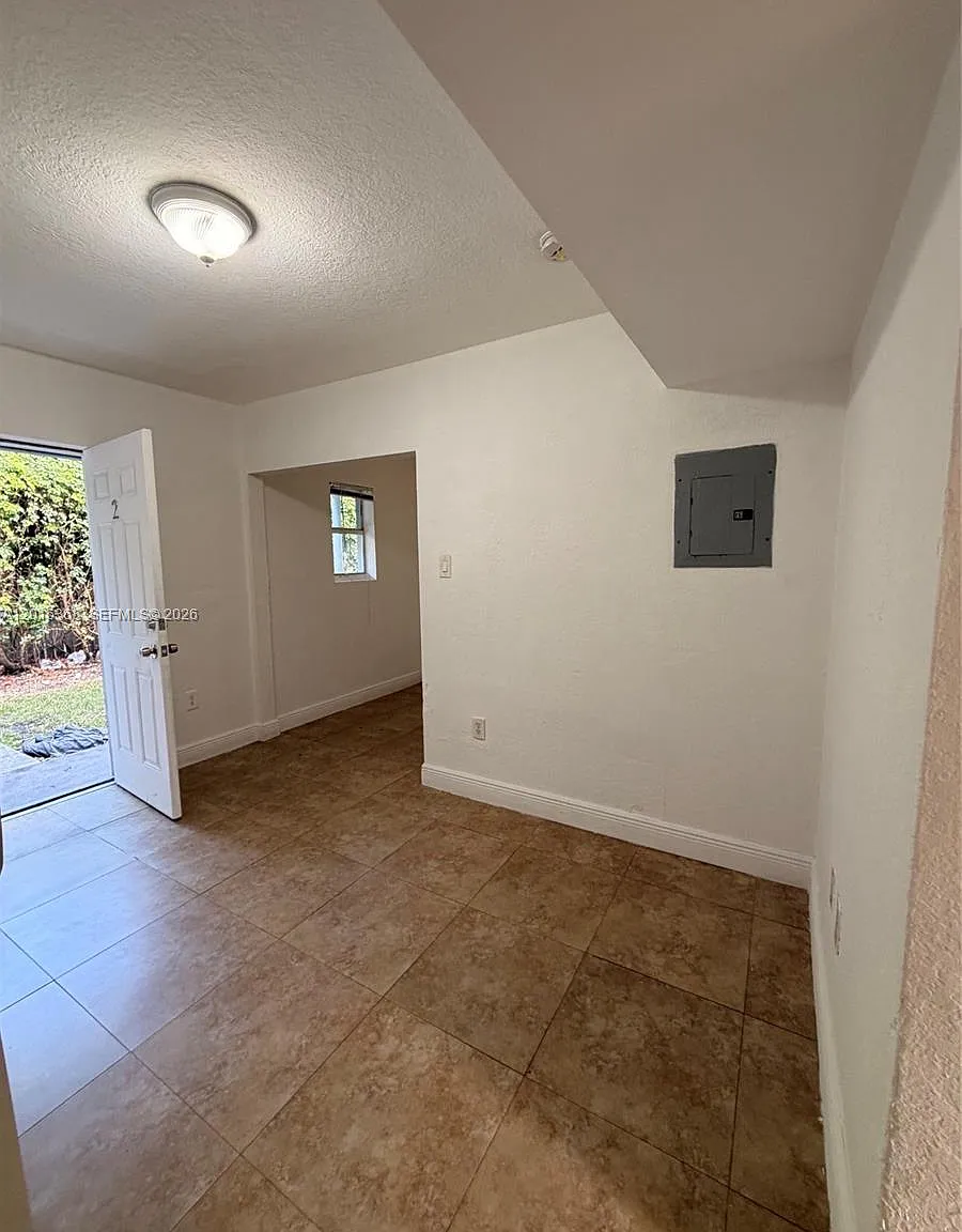 Miami North — Photo 2