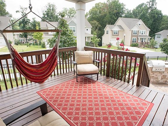 4th image of 5813 Dinsmore Ln #140