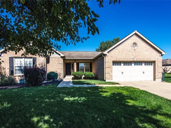 800 Autumn Ct, Trenton, OH 45067