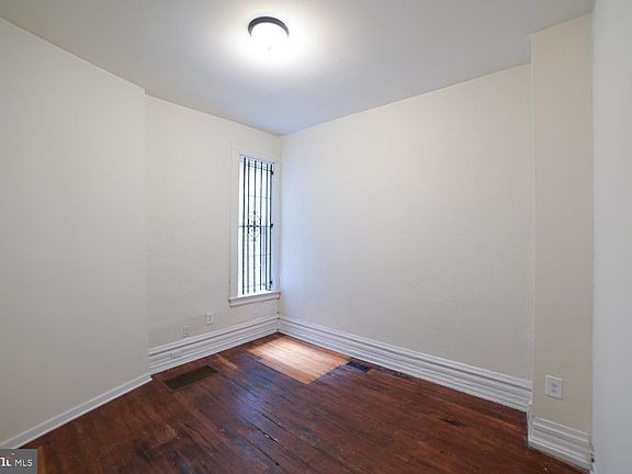 5th image of 1846 N 16th St
