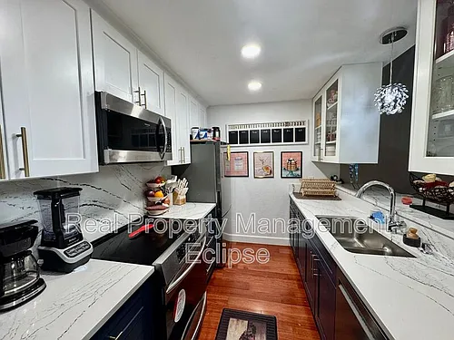 14636 NE 45th St Photo 1