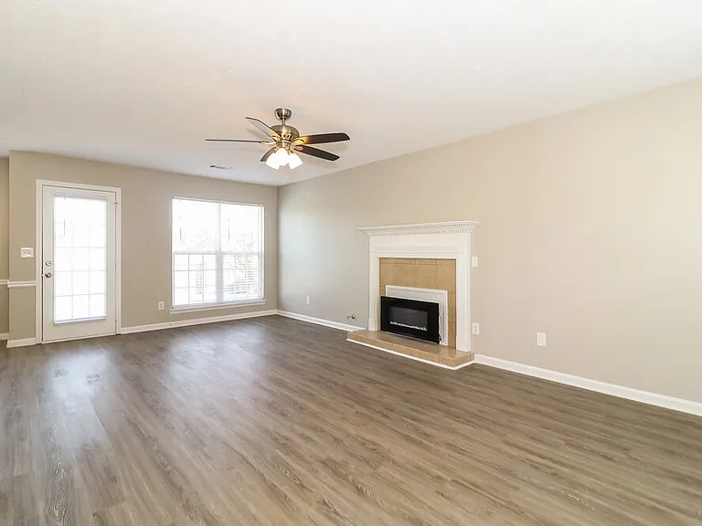 4382 Raptor Pl — Photo 4
