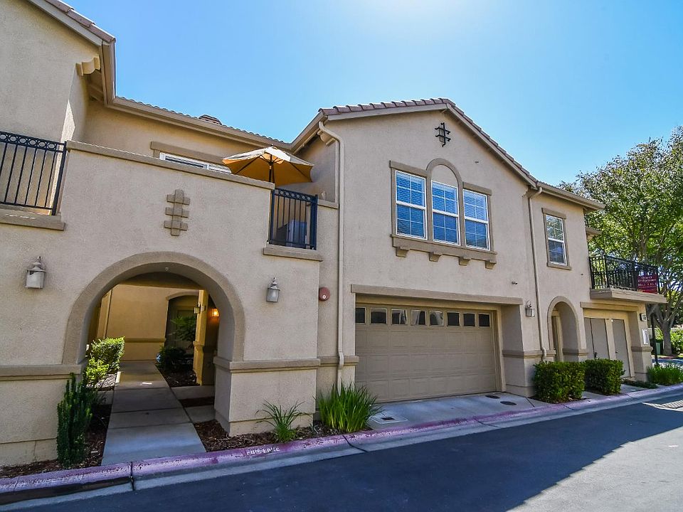 1st image of 3301 N Park Dr Unit 1613