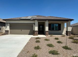 7908 Grapefruit Dr, Bakersfield, CA 93313