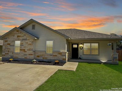 484 Burr Oak Ln, Canyon Lake, TX, 78133