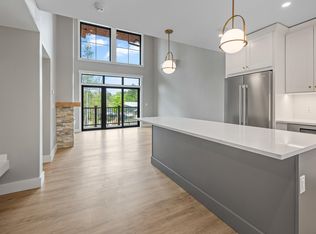 The Lookout, Conway, NH 03860