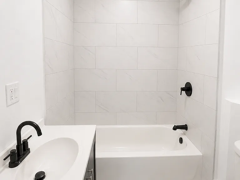 4112 Park Ave — Photo 5