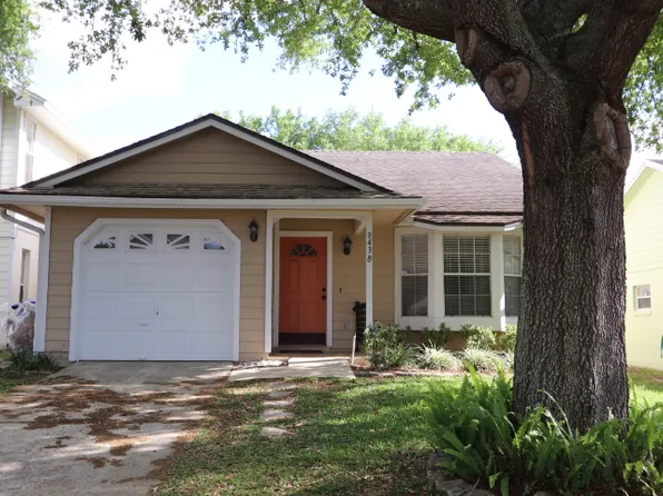 9438 Bud Wood St, Gotha, FL 34734