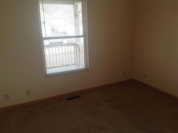 3rd image of 1146 S 31st St