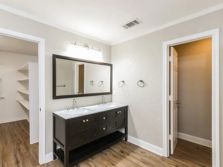 1804 Sandalwood Ln — Photo 11