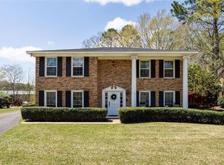 1224 Chimney Top Dr W, Mobile, AL 36695
