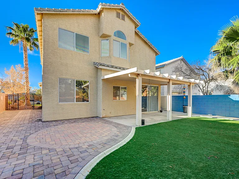 1005 Prestige Meadows Pl — Photo 43