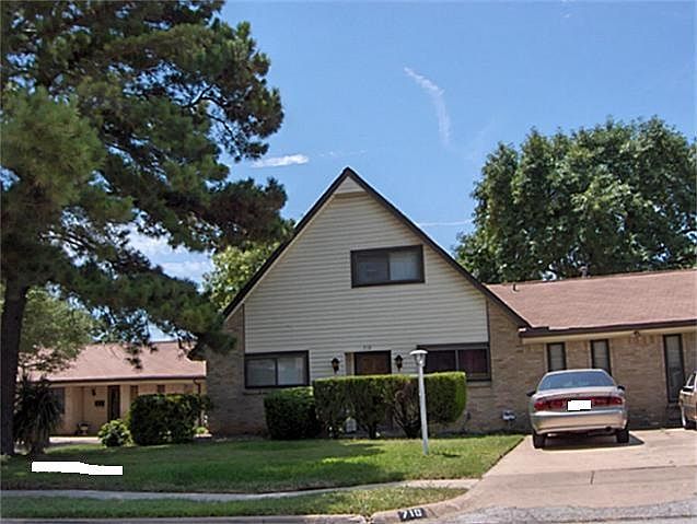 1st image of 710 Hughes Dr