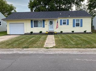 909 Robinhood Rd, Mexico, MO 65265