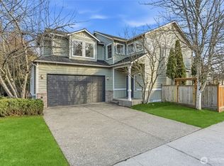 19440 77th Place NE, Kenmore, WA 98028