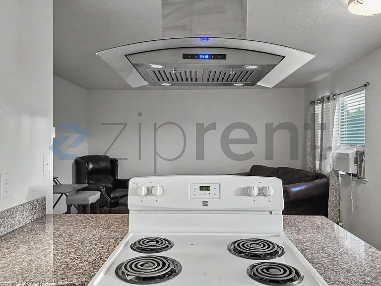 203 Lualan Ln #L-D — Photo 12