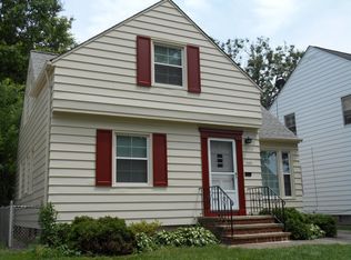 1101 Argonne Rd, South Euclid, OH 44121