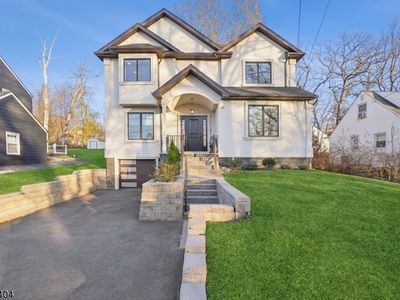 10 Sycamore Ave, Livingston, NJ, 07039