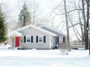339 E King St, Chardon, OH 44024