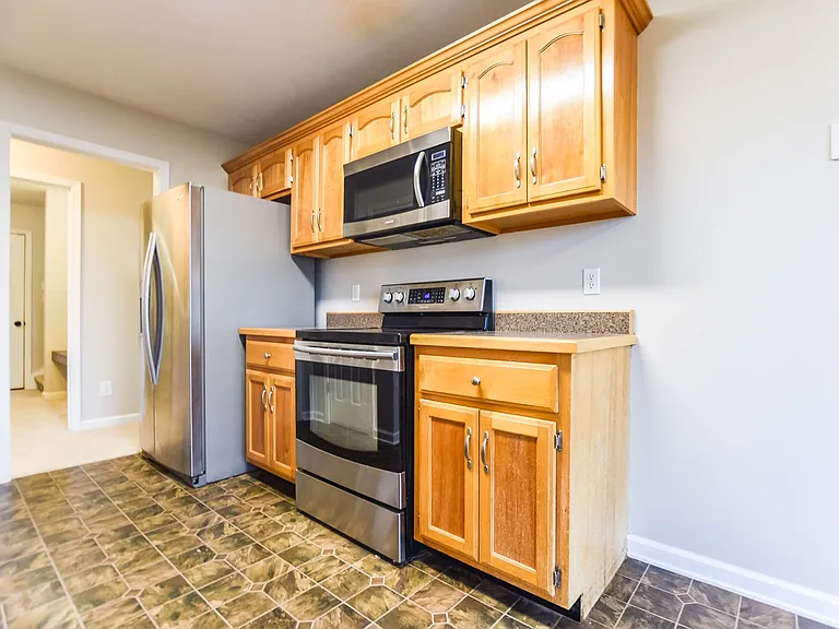 3886 Stella Dr — Photo 11