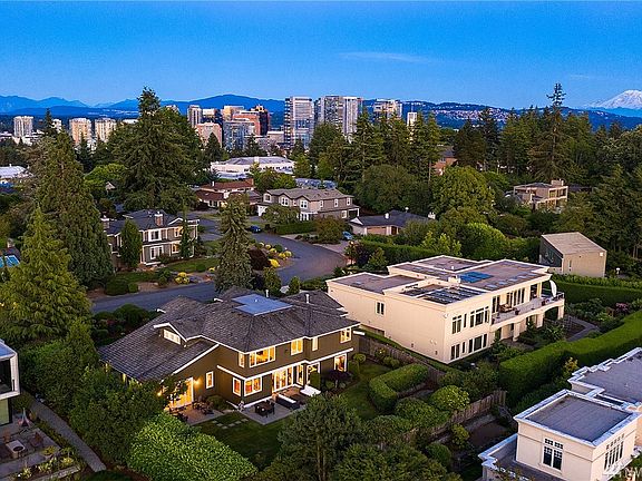 5th image of 1625 94th Ave NE