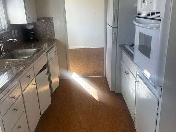 2nd image of 465 Gabilan St APT 14