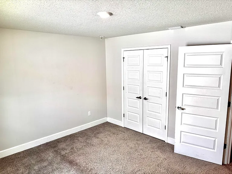1399 SW Edinburgh Dr — Photo 17