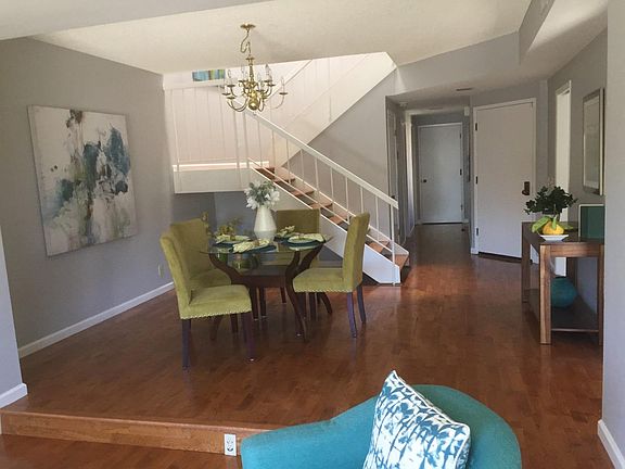 3rd image of 586 Marlin Ct