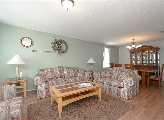 4th image of 3221 Clydesdale Dr